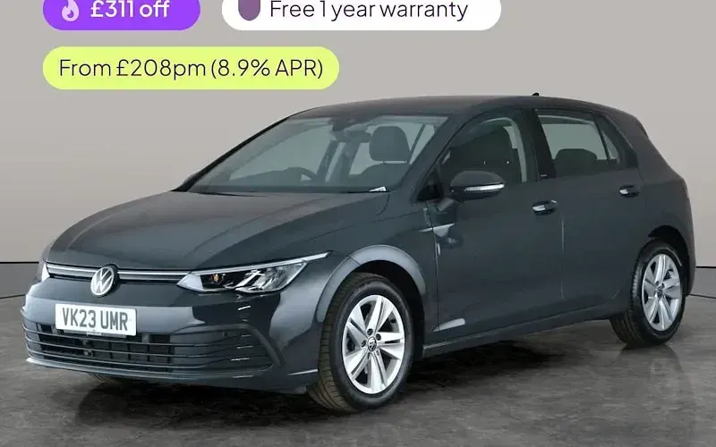Used VW Golf VIII Life 110 HP (80 kW) 2023 Hatchback