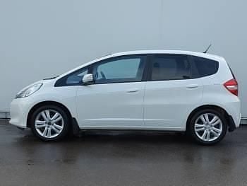 Used Honda Jazz ES 100 HP (73 kW) 2014 White Hatchback