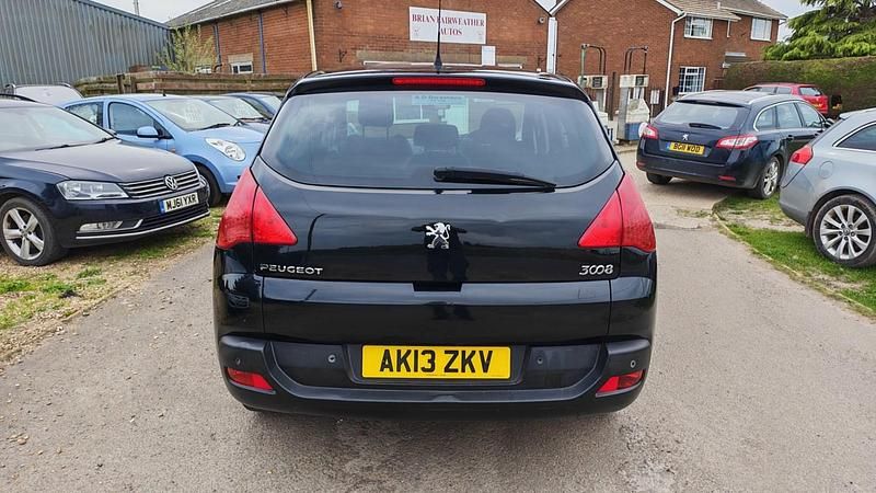 Second-hand Peugeot 3008 Active 2013 Negru Break