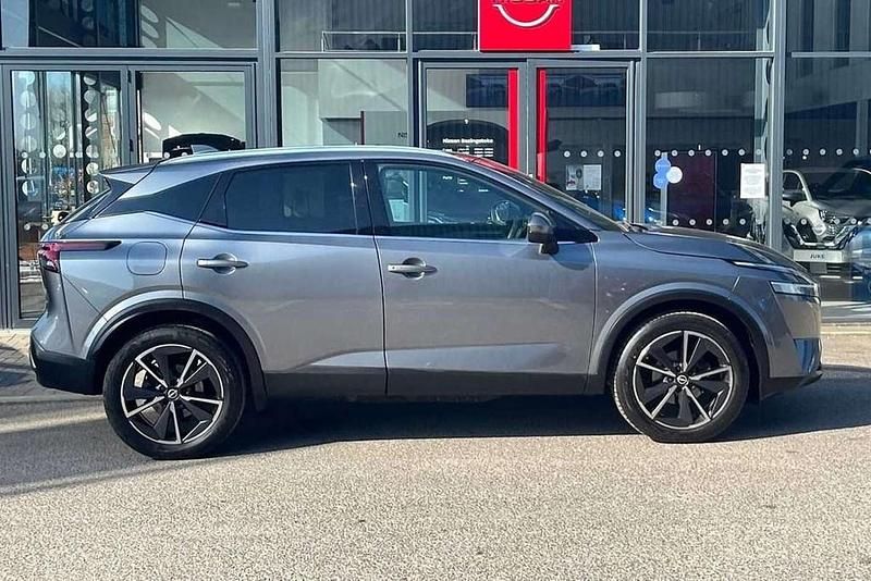 Used Nissan Qashqai Tekna 138 HP (101 kW) 2023 Grey SUV