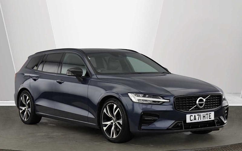 Usado Volvo V60 R-Design 197 HP (144 kW) 2021 Carrinha