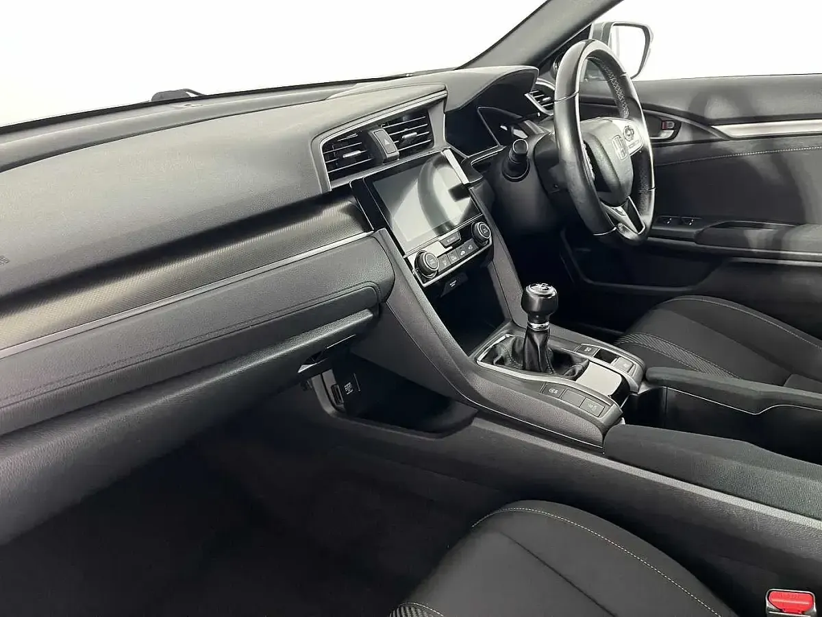Used Honda Civic SR 126 HP (92 kW) 2019 Grey