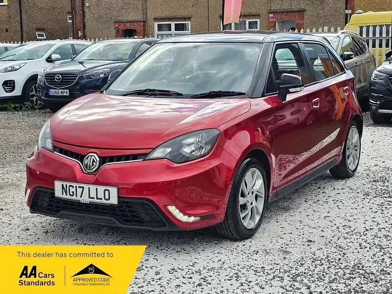 Used MG MG3 2017 Red Hatchback