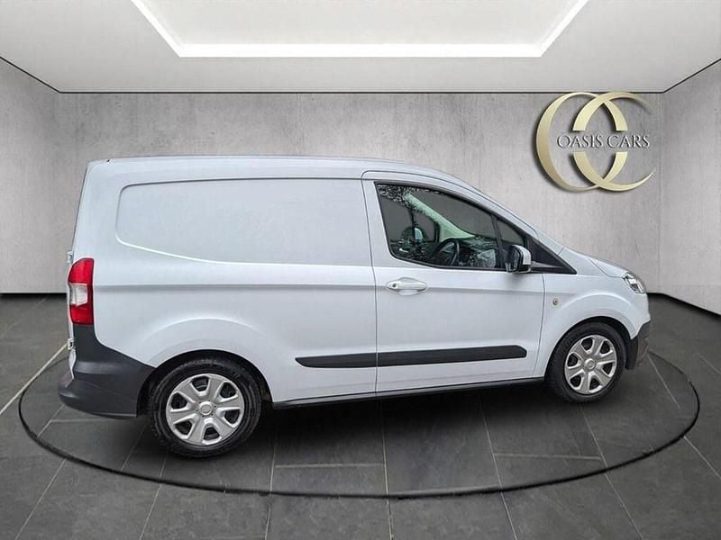 Used Ford Transit Trend 2015 White Van