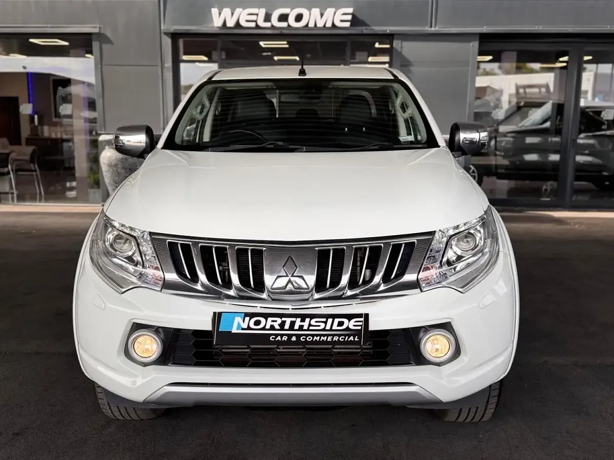 Used Mitsubishi L200 Warrior 2016 White Pickup