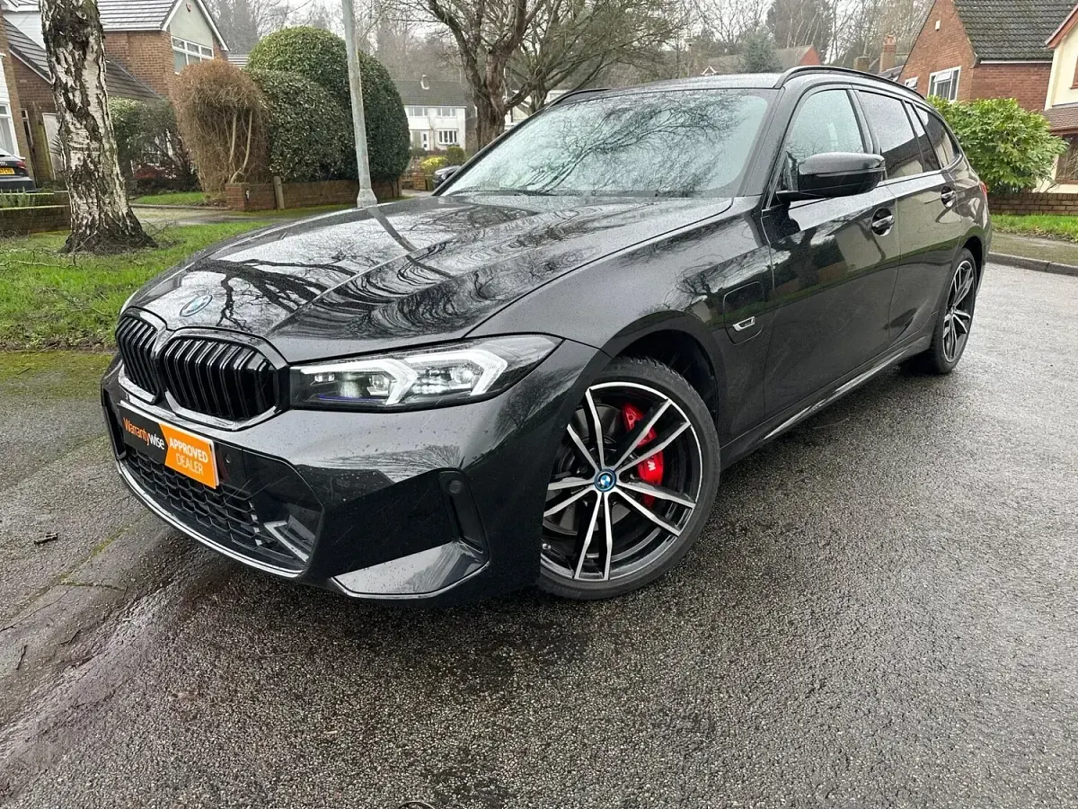 Used BMW 330e M Sport 292 HP (214 kW) 2023 Black Estate