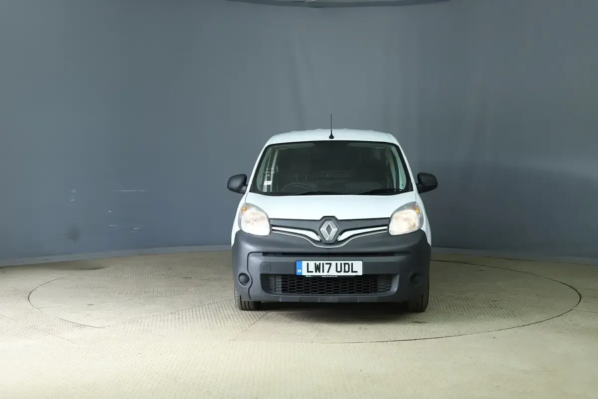 Used Renault Kangoo Business 90 HP (66 kW) 2017 White MPV