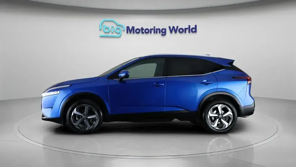 Used Nissan Qashqai N-Connecta 140 HP (102 kW) 2023 Blue SUV