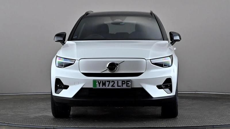 Used Volvo XC40 Plus 169 kW (231 HP) 2023 White SUV