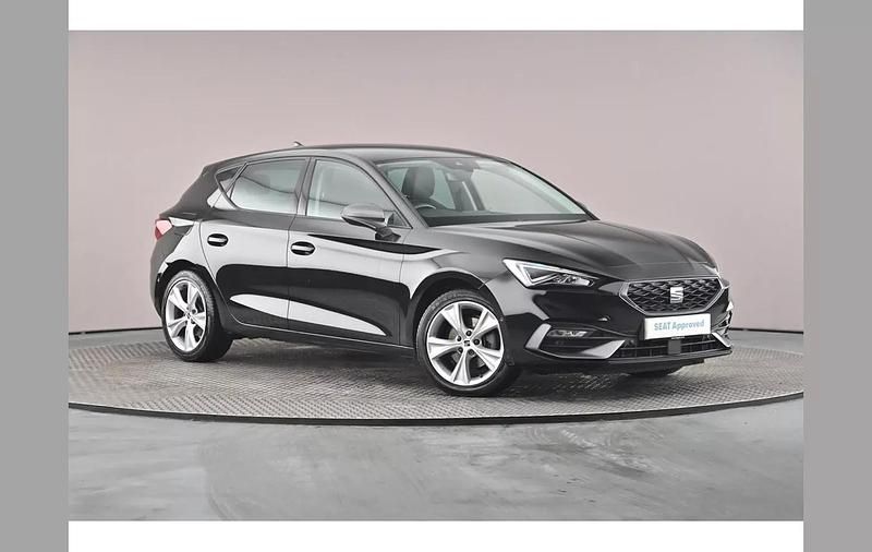Black Used 2023 Seat Leon FR Hatchback | £16,890 (Fair price) - Image 1/4