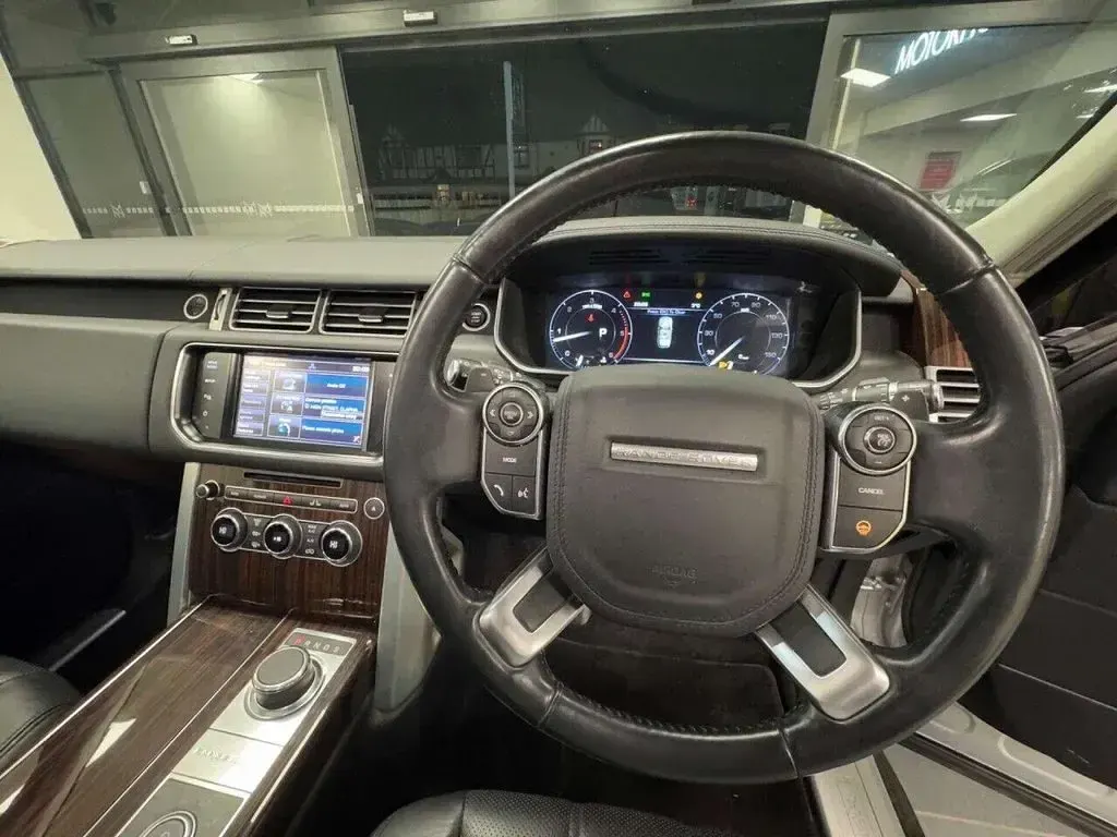 Used Land Rover Range Rover HSE 306 HP (225 kW) 2013 Silver SUV