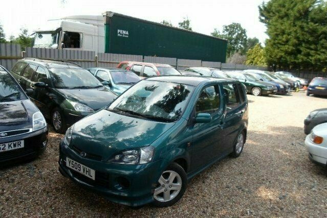 Used Daihatsu YRV 2001 MPV