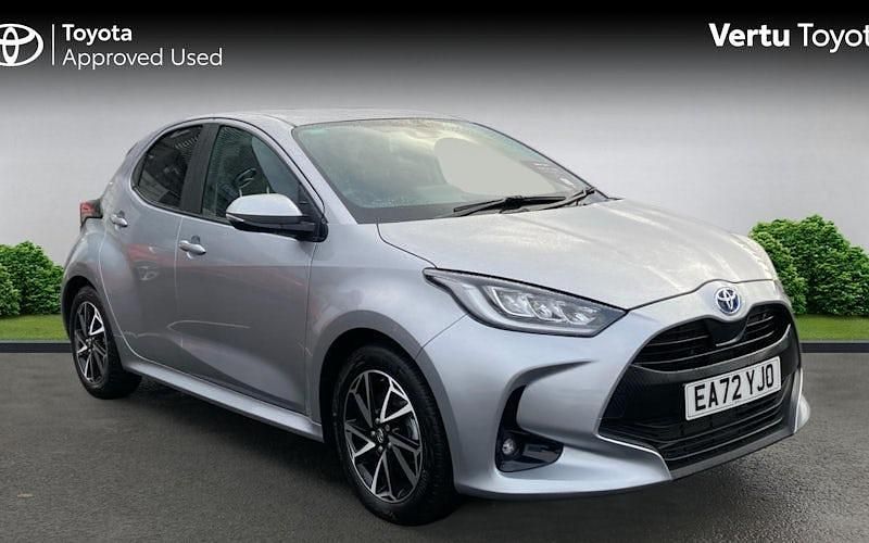 Used Toyota Yaris Hybrid Design 116 HP (85 kW) 2026 Hatchback