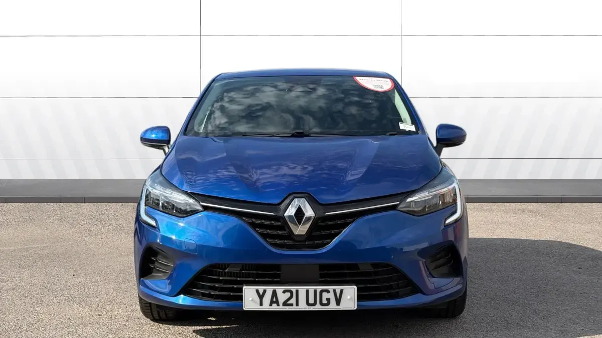 Used Renault Clio Iconic 90 HP (66 kW) 2021 Blue Hatchback