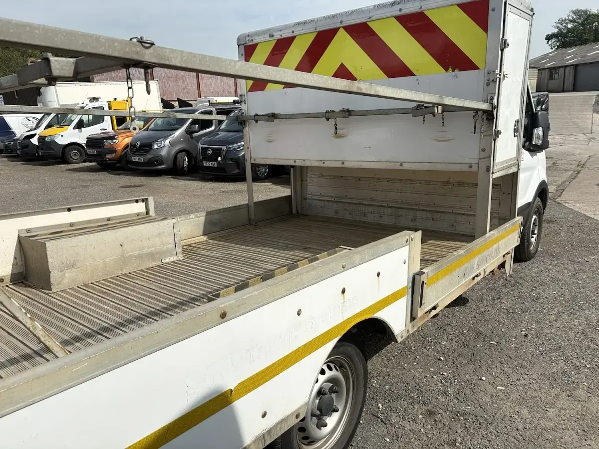 Used Ford Transit 130 HP (95 kW) 2022 White Van