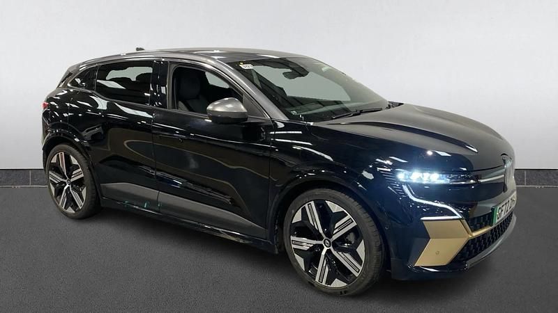Used Renault Megane E-Tech 159 kW (217 HP) 2022 Black/grey Hatchback