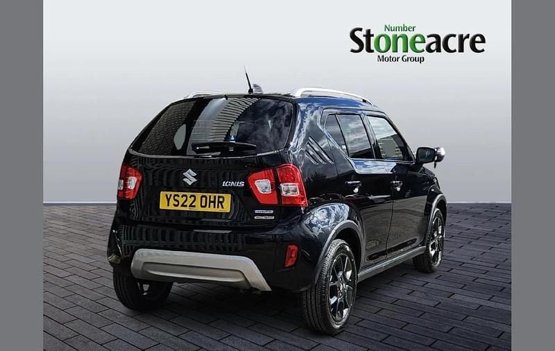 Usado Suzuki Ignis SZ5 83 HP (61 kW) 2022 Preto SUV