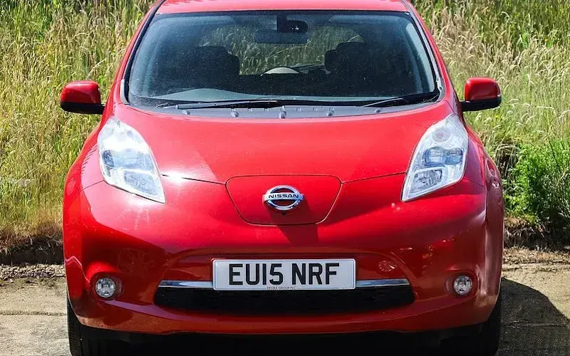 Used Nissan Leaf Tekna 80 kW (109 HP) 2017 Hatchback