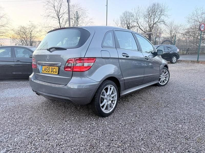 Used Mercedes B180 2009 Grey MPV