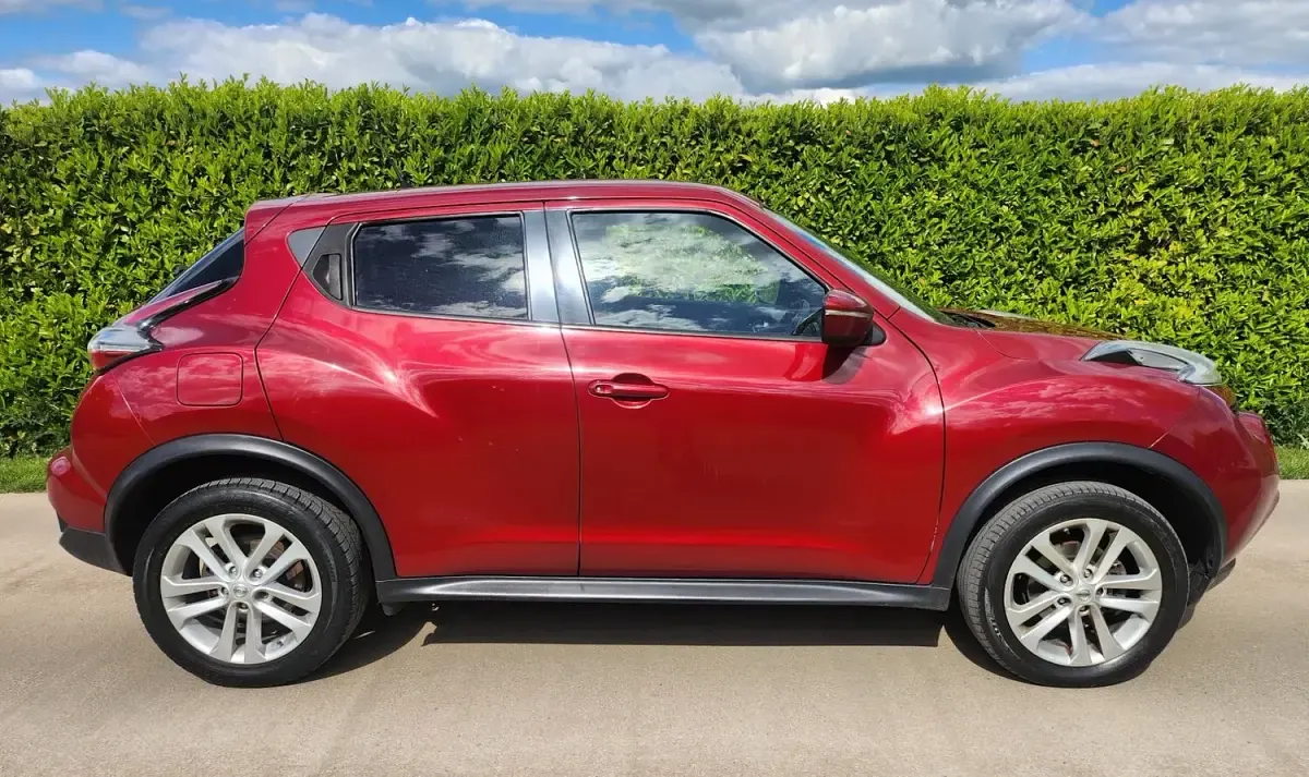 Used Nissan Juke Acenta Premium 110 HP (80 kW) 2015 Red SUV