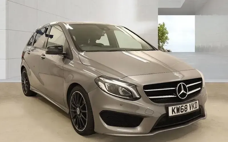 Used Mercedes B200 AMG line 156 HP (114 kW) 2018 Hatchback
