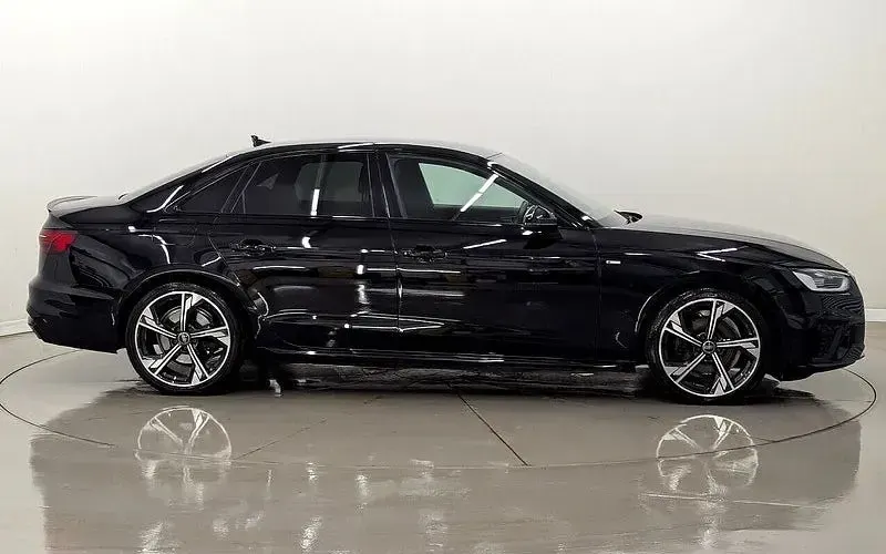 Used Audi A4 Black Edition 150 HP (110 kW) 2025 Sedan