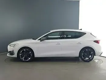 Used Cupra Leon 150 HP (110 kW) 2024 White Hatchback