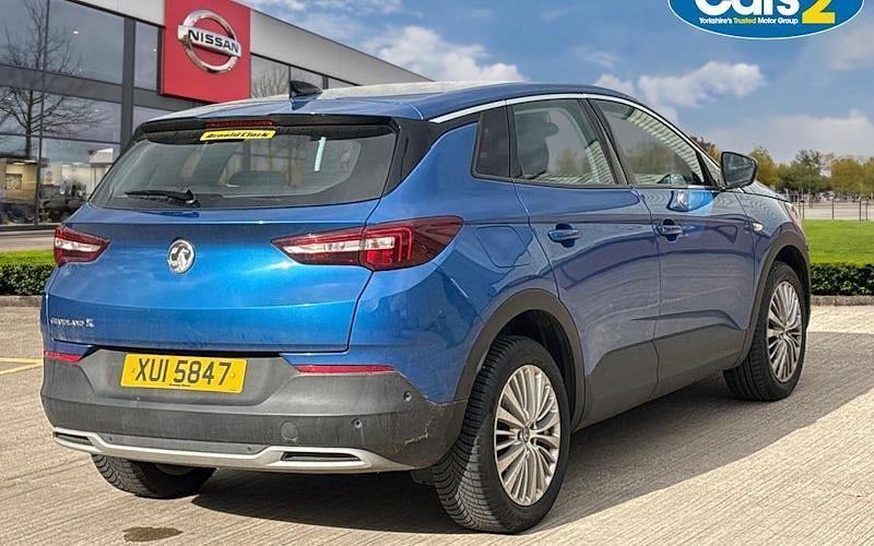 Used Vauxhall Grandland X Business Edition 131 HP (96 kW) 2021 SUV