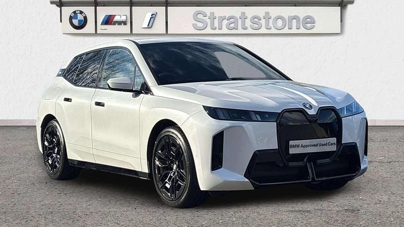 New BMW iX M Sport 295 kW (402 HP) 2025 White SUV