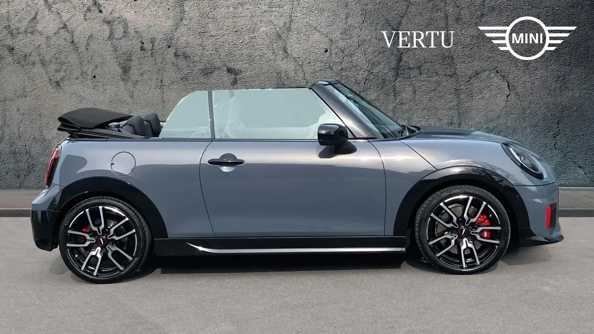 Second-hand Mini John Cooper Works Cabriolet 231 CP (169 kW) 2025 Cabrio