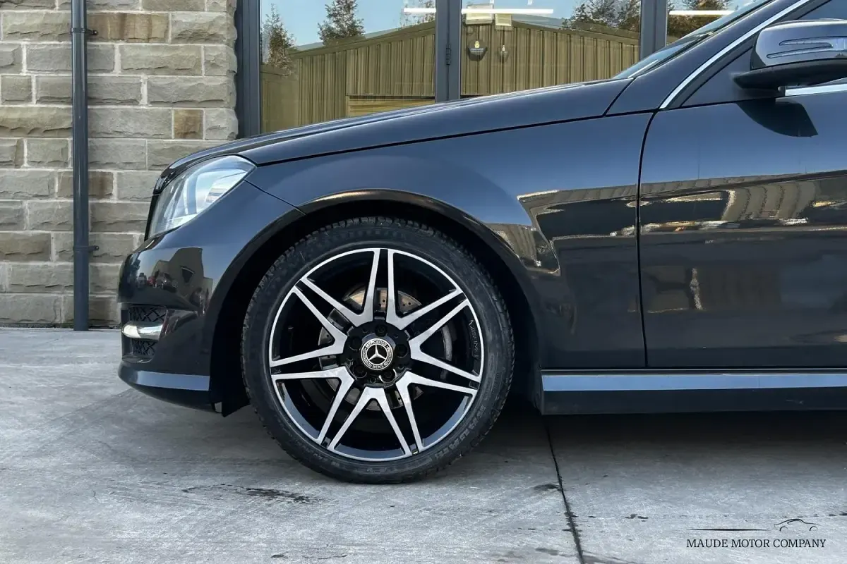 Used Mercedes C250 AMG 204 HP (150 kW) 2013 Black Coupe