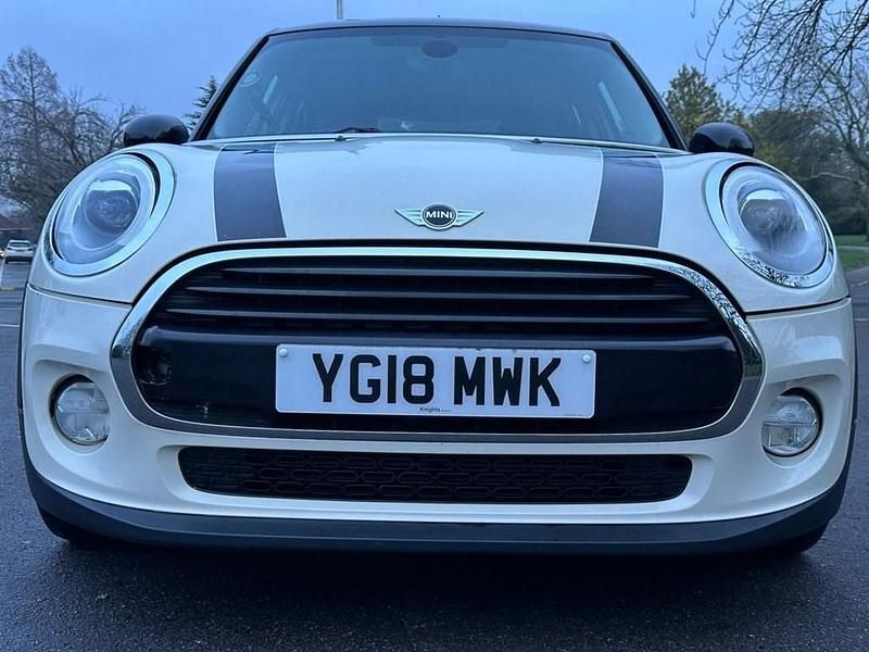 Used Mini Cooper D Hatch 116 HP (85 kW) 2018 White Hatchback