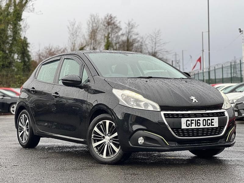 Used Peugeot 208 2016 Black Hatchback