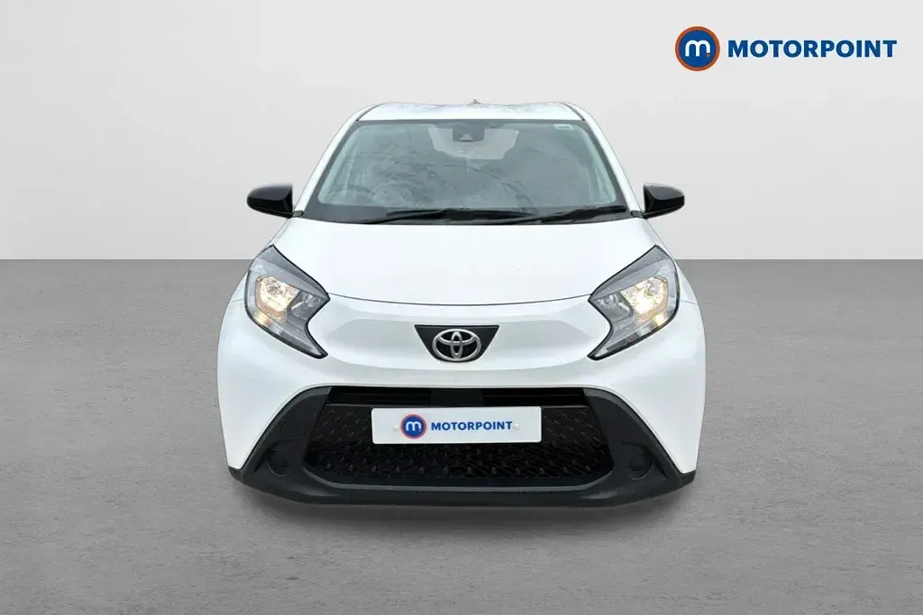 Usado Toyota Aygo X PURE 2023 Branco SUV