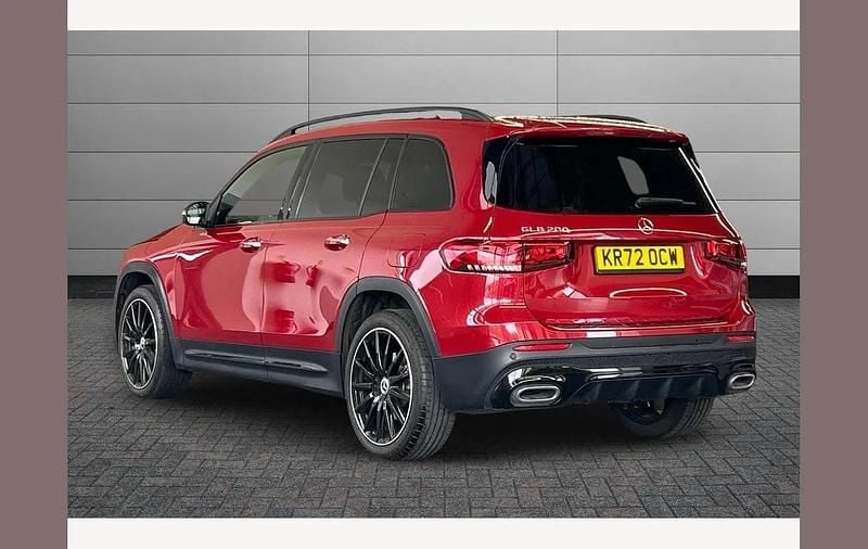 Used Mercedes GLB200 AMG Line Premium Plus 161 HP (118 kW) 2023 Red SUV