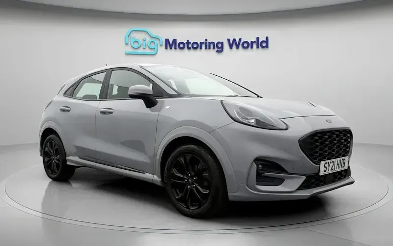 Käytetty Ford Puma ST-Line 125 HP (91 kW) 2020 Harmaa Katumaasturi