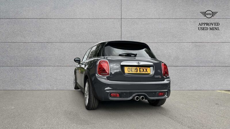 Grey Used 2019 Mini Cooper S Exclusive Hatchback | £16,980 (Fair price) - Image 1/4