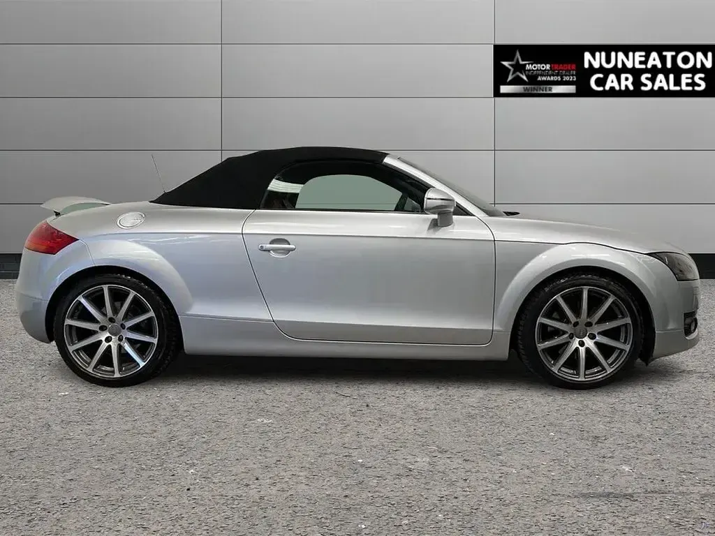 Used Audi TT Design 200 HP (147 kW) 2009 Silver Coupe