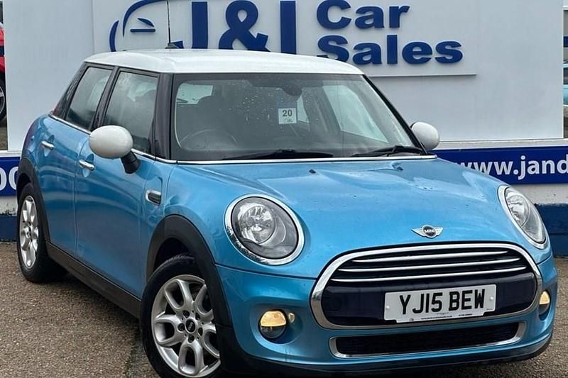 Used Mini Cooper D Hatch 116 HP (85 kW) 2015 Blue Hatchback