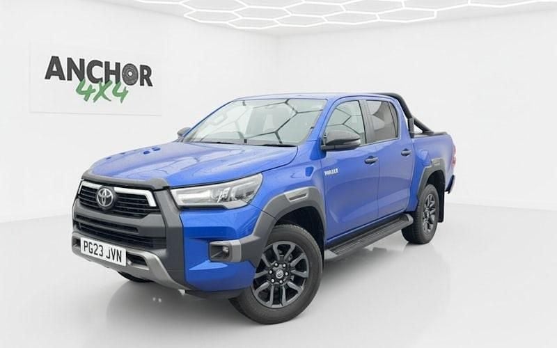 Used Toyota HiLux 204 HP (150 kW) 2025 Pickup