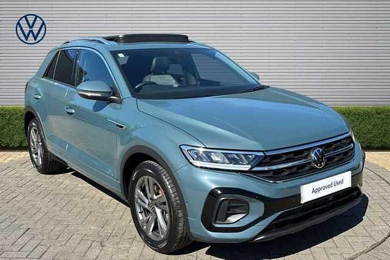 Used VW T-Roc R-line 150 HP (110 kW) 2025 Blue SUV