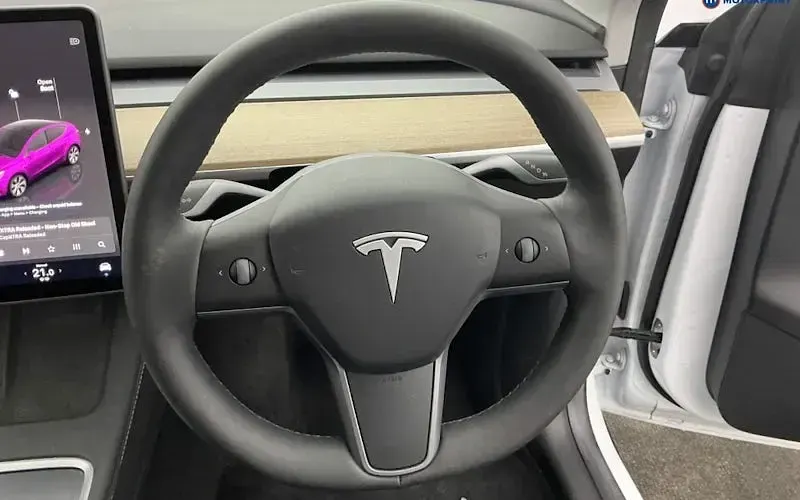 Used Tesla Model Y RWD 219 kW (299 HP) 2023 White SUV