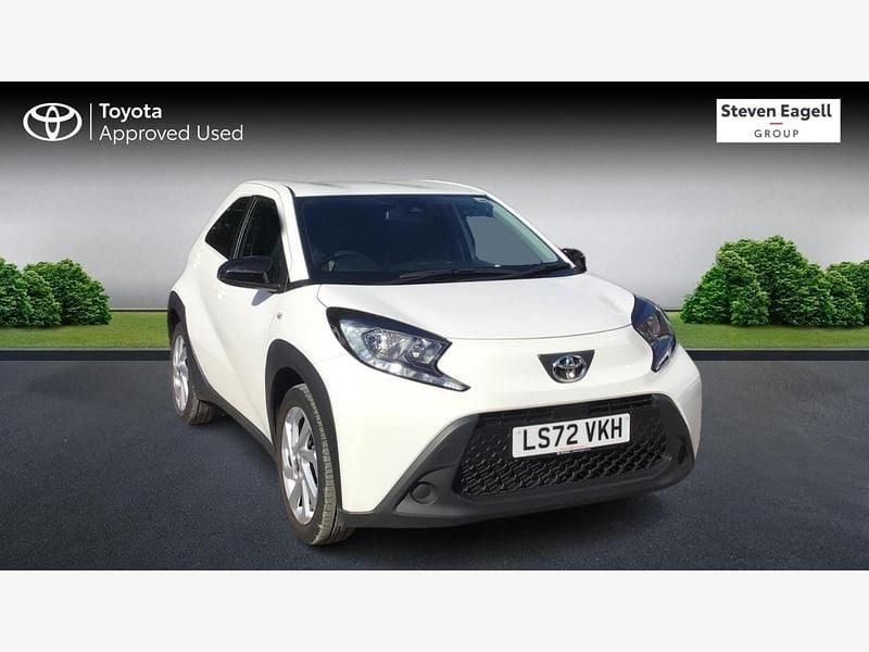 White Used 2022 Toyota Aygo PURE Hatchback | £14,244 (Fair price) - Image 1/3