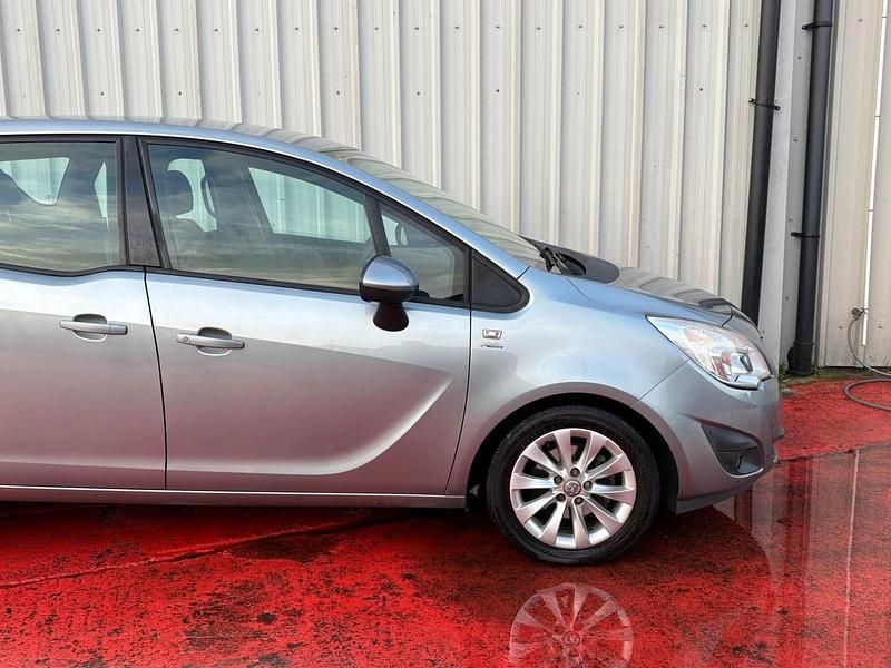 Used Vauxhall Meriva Active 2012 Silver MPV