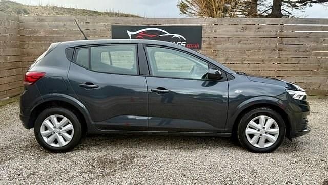 Used Dacia Sandero Comfort 91 HP (66 kW) 2022 Grey Hatchback