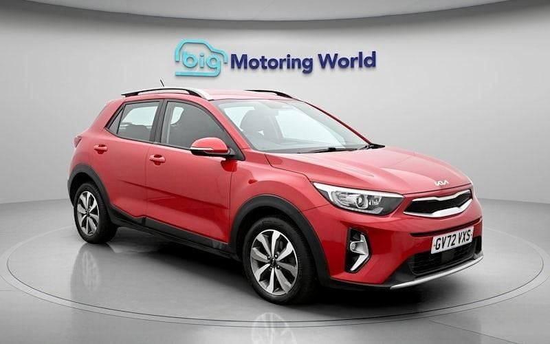 Used Kia Stonic 101 HP (74 kW) 2023 Red SUV