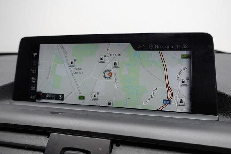 Used BMW 118 Sport Line 136 HP (100 kW) 2017 White Hatchback