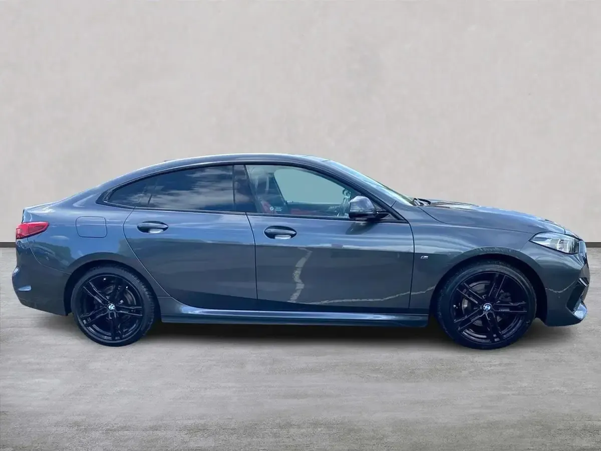 Usado BMW 218 M Sport 140 HP (102 kW) 2020 Cinzento Coupé