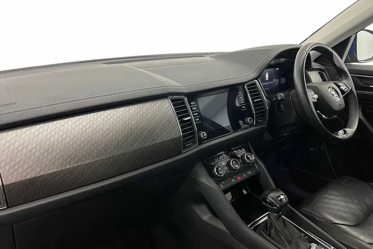 Second-hand Skoda Kodiaq SE L Executive 150 CP (110 kW) 2023 Albastru SUV