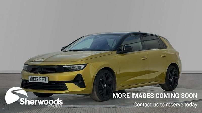 Used Vauxhall Astra GS Line 130 HP (95 kW) 2022 Yellow/black Hatchback